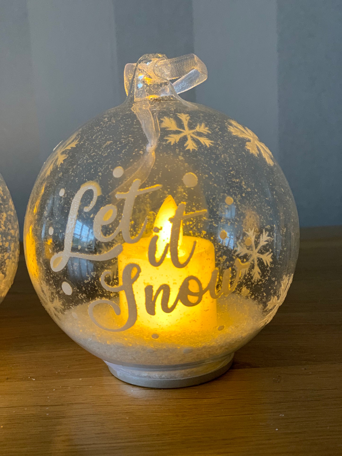 Christmas Candle Bauble - Let it Snow