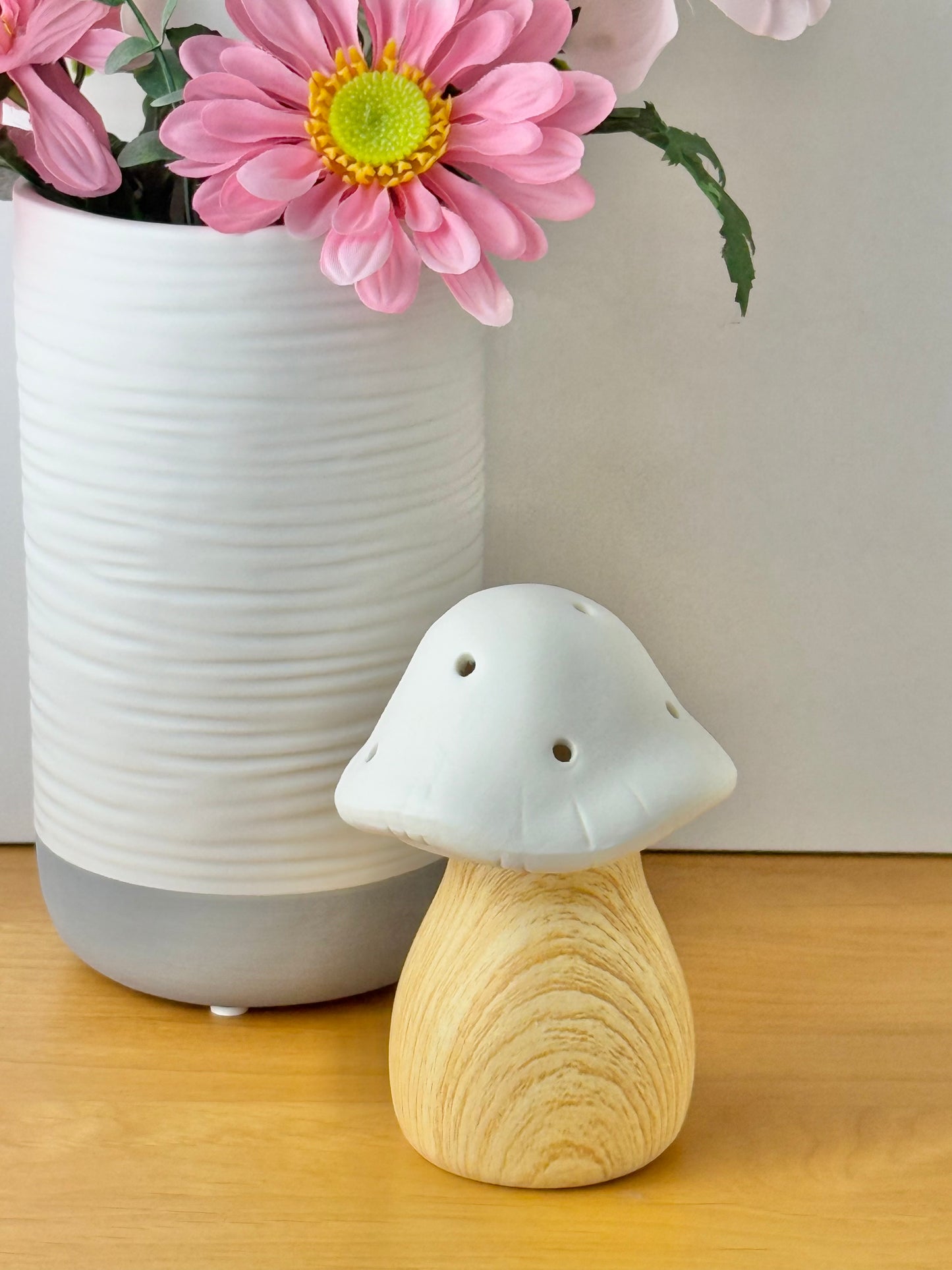 Mushroom Glow Lamp - Small - White with natural wood like base