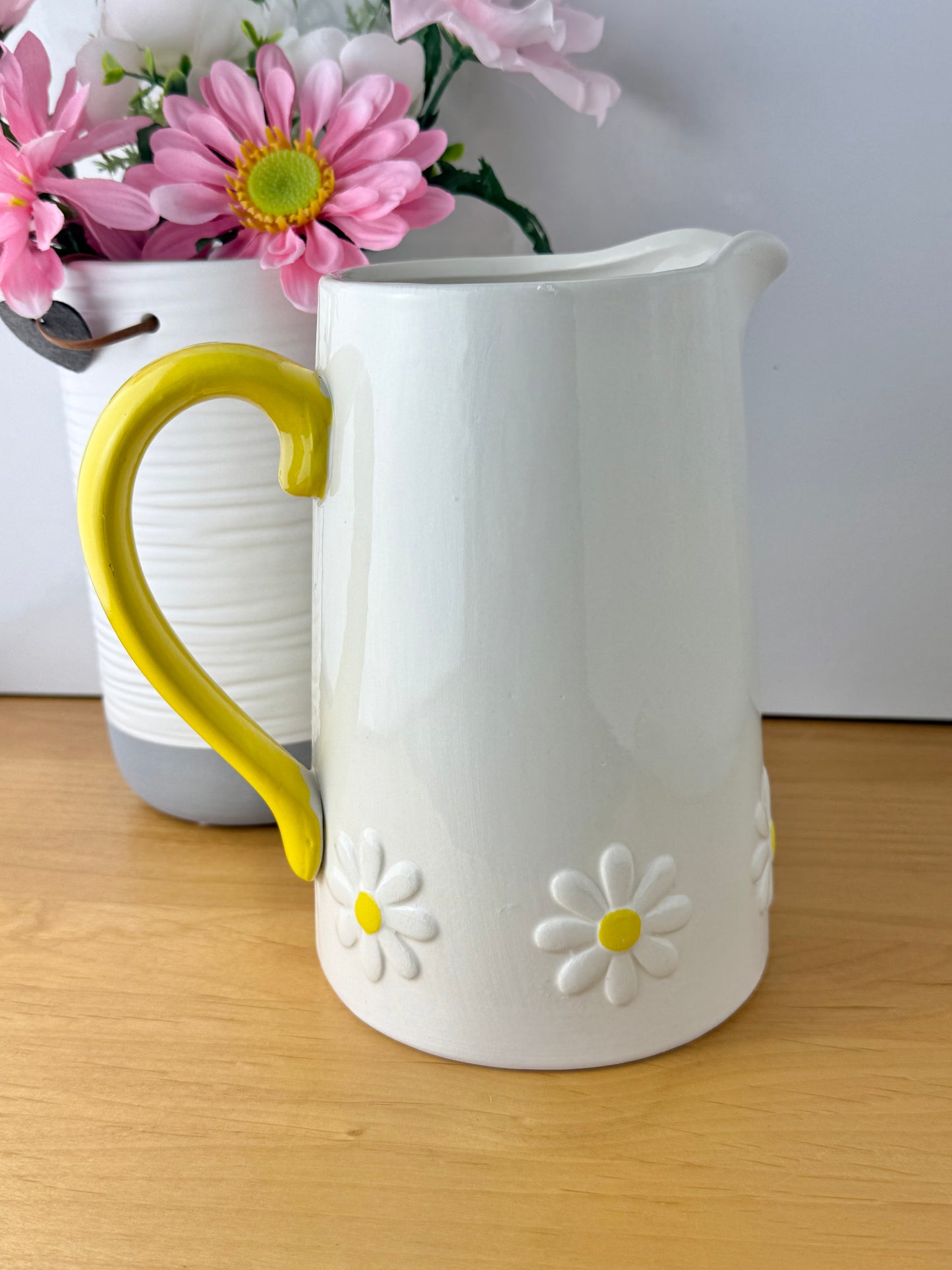 Daisy Flower Jug