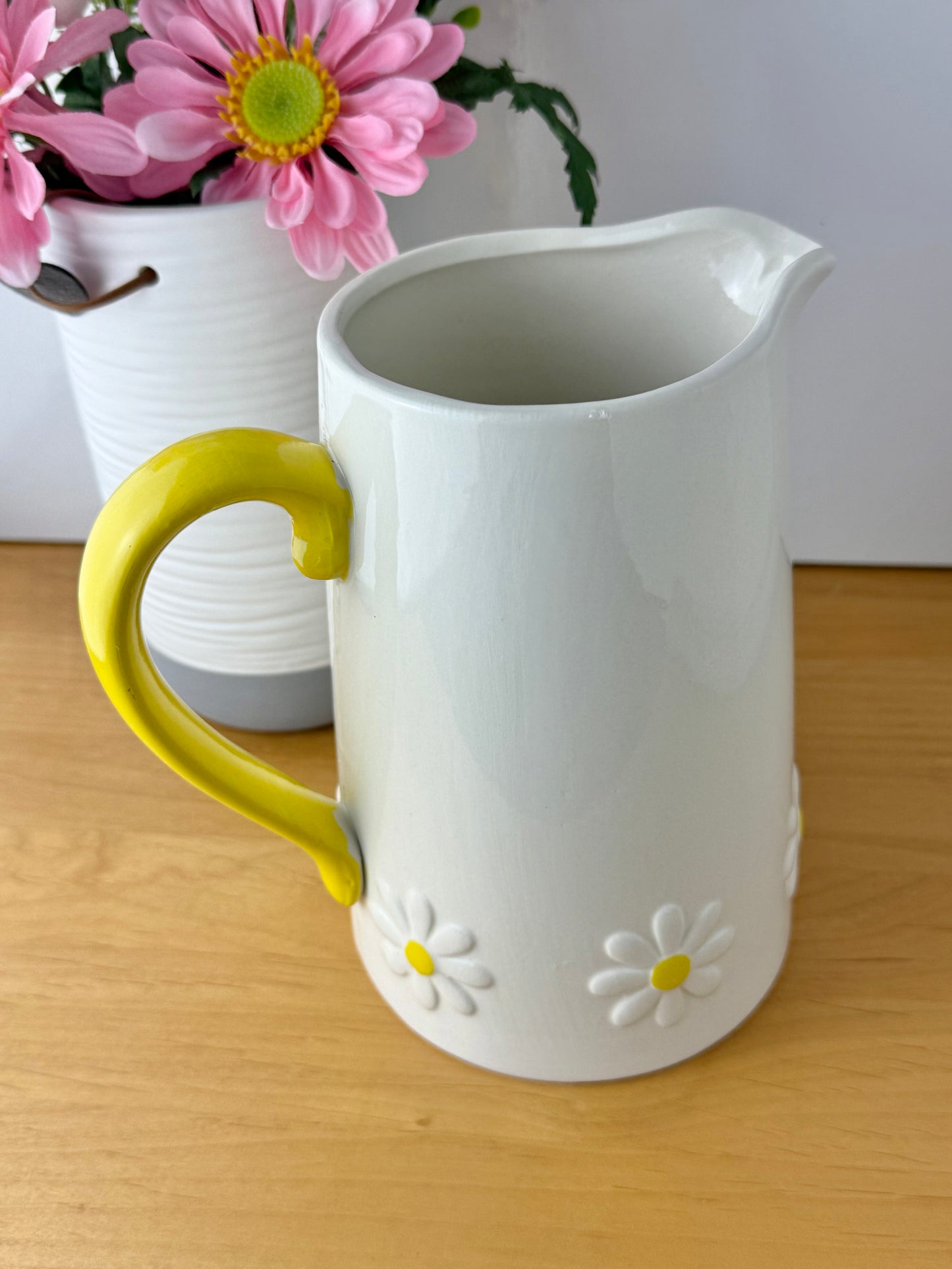 Daisy Flower Jug
