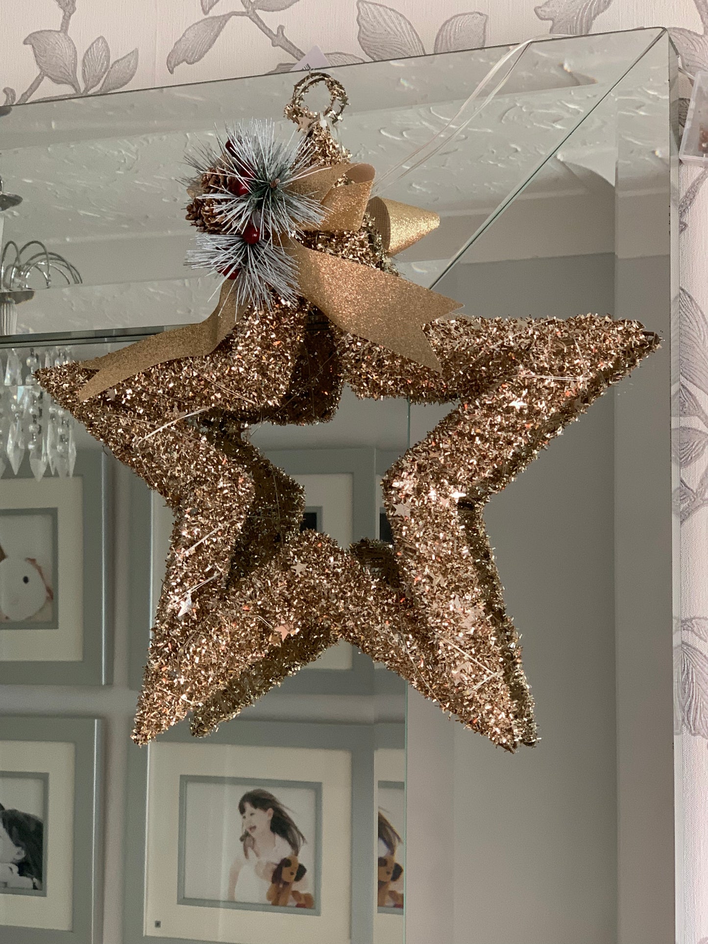 Christmas Open Star Gold