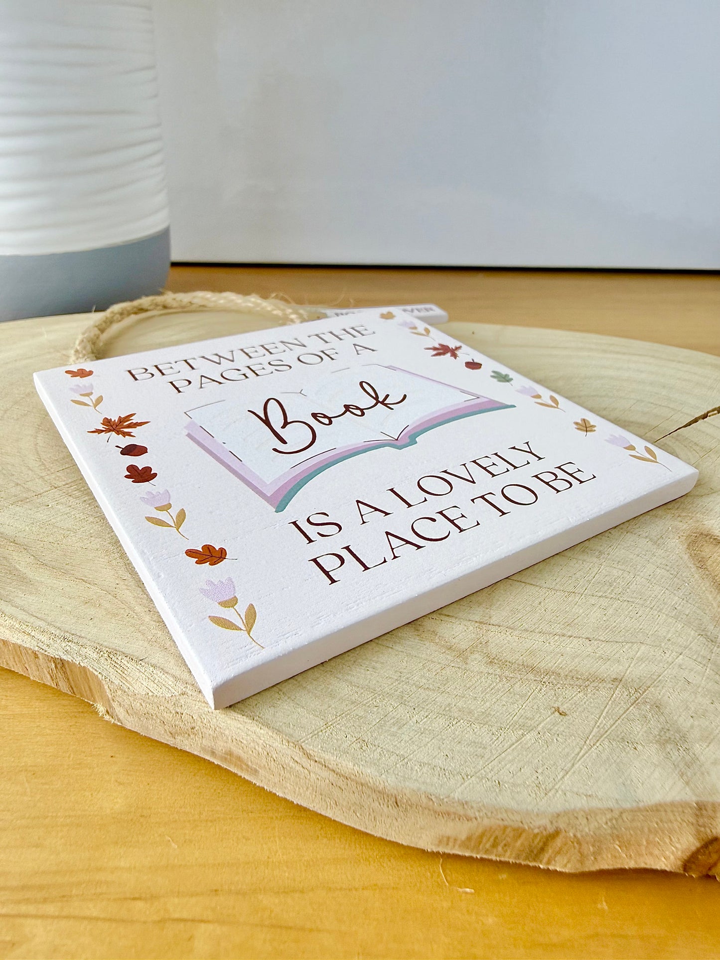 Cosy Chapters Wooden signs with book tag