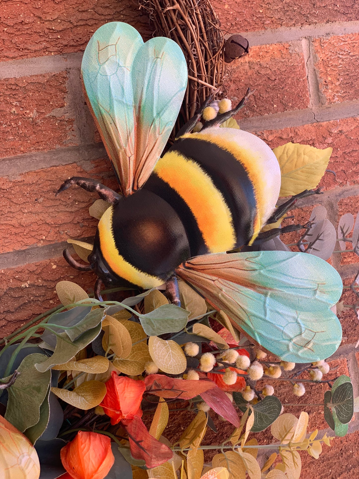 Bumble Bee - Medium