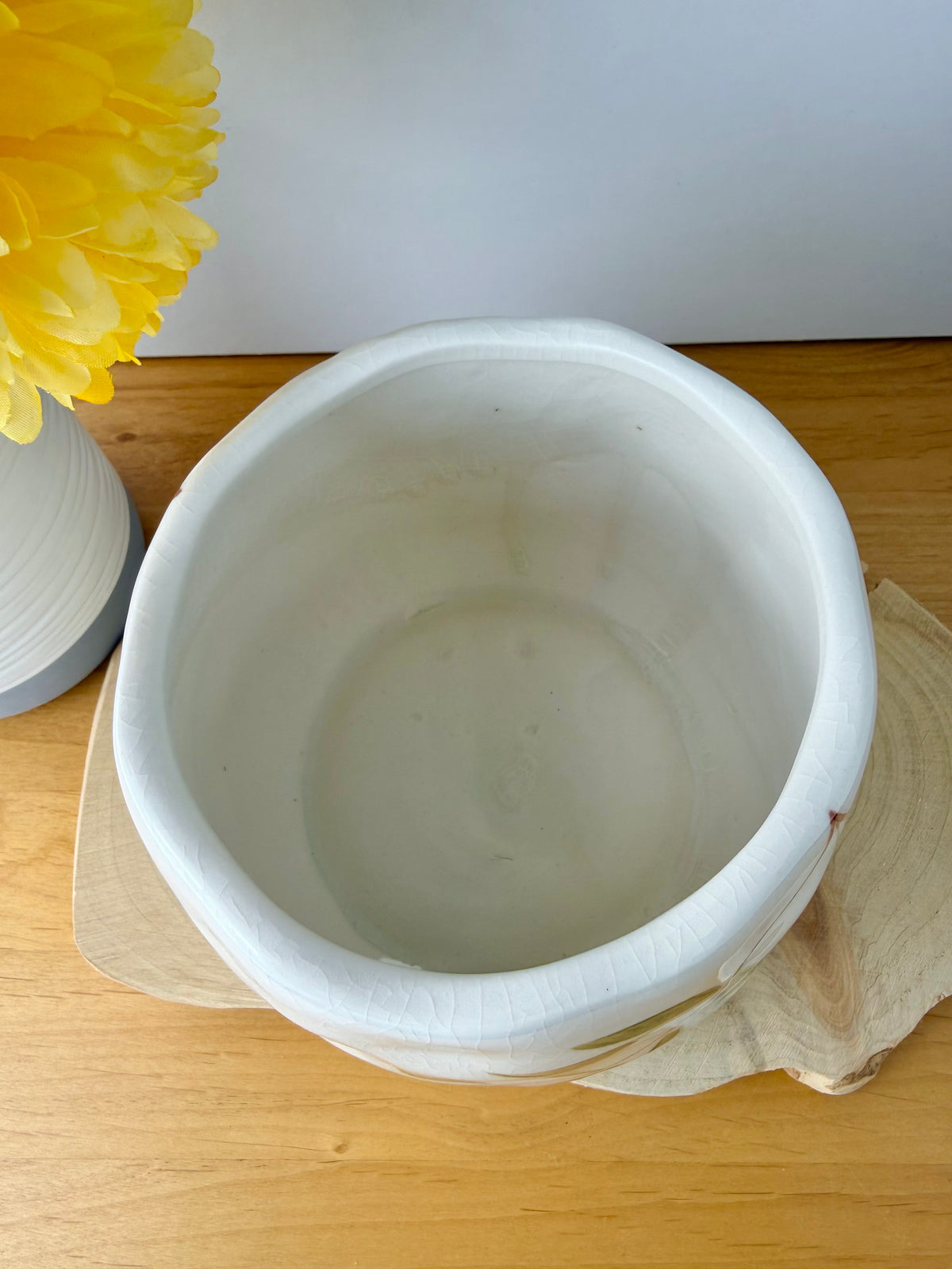 Hand Painted Green Leaf Round Planter
