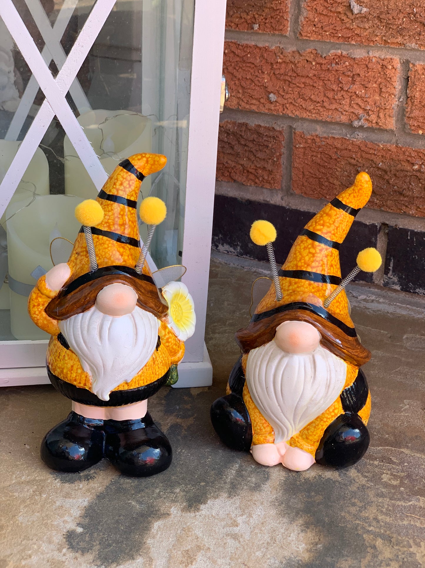 Bumble Bee Gonk with flower - Medium