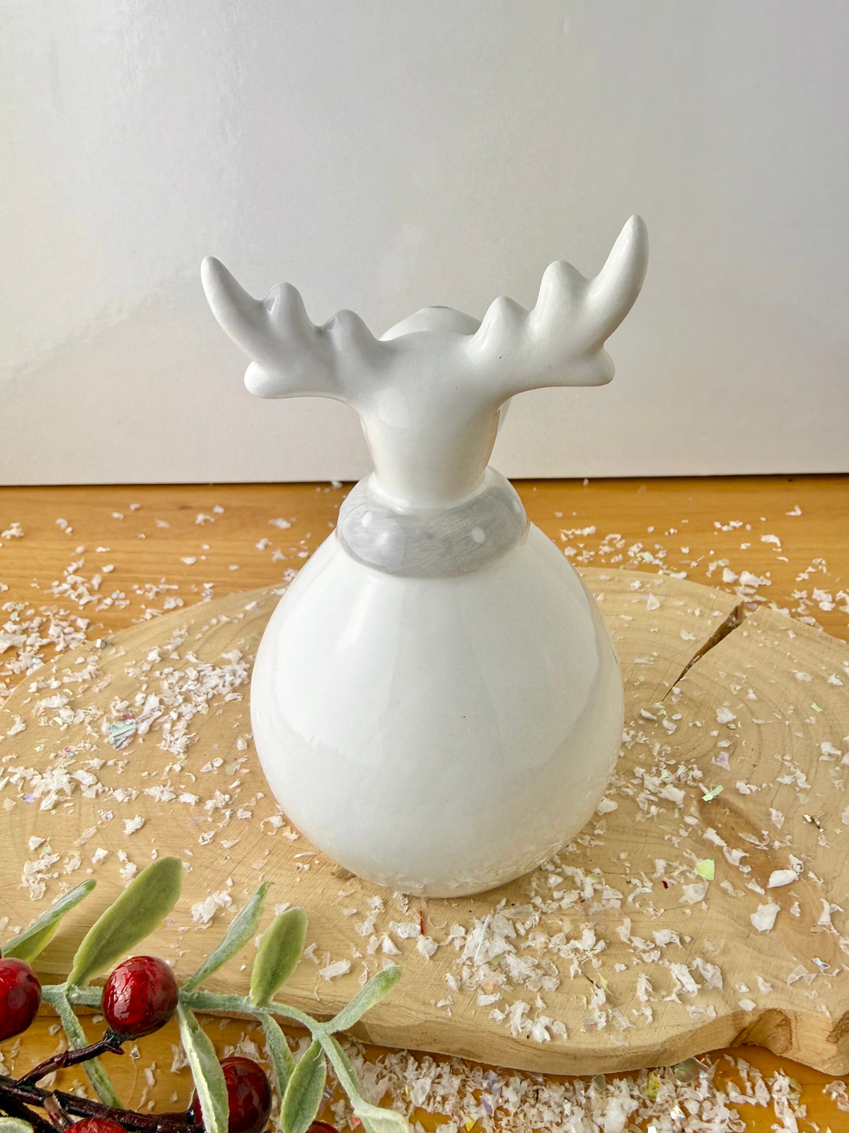 Jolly Reindeer with Grey Scarf