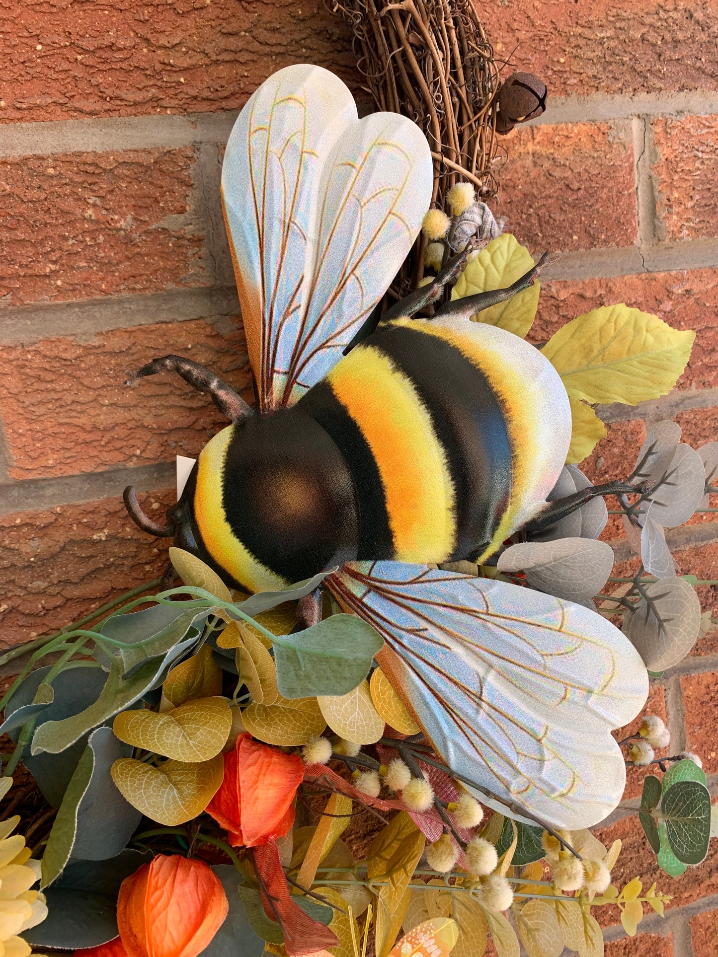 Bumble Bee - Medium