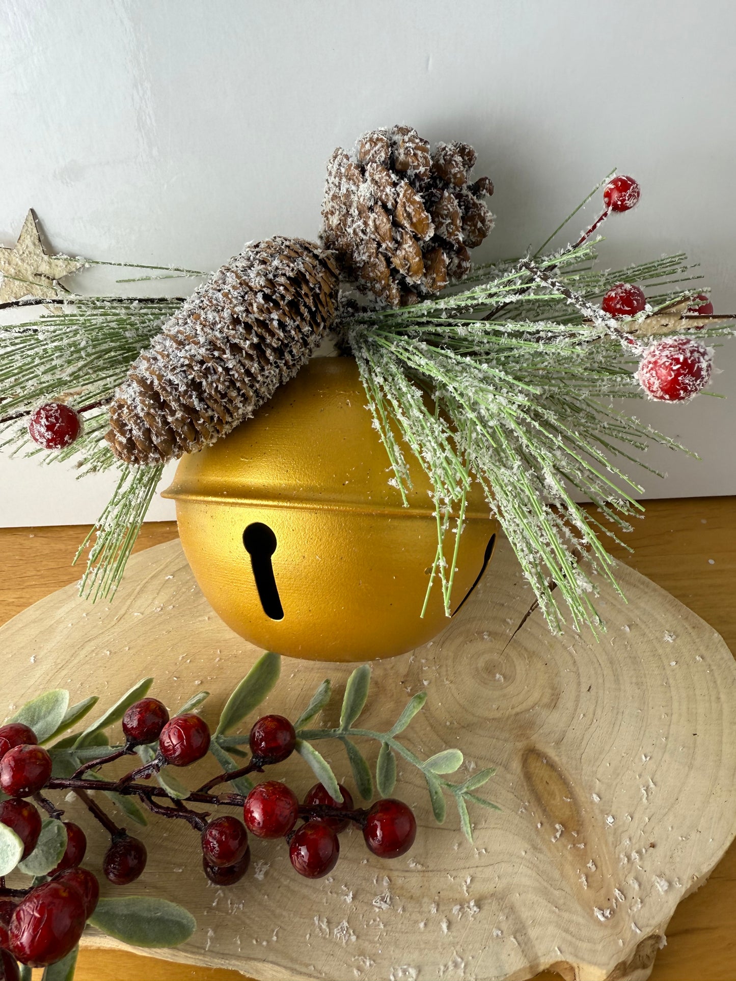 Metal Gold Christmas Bell