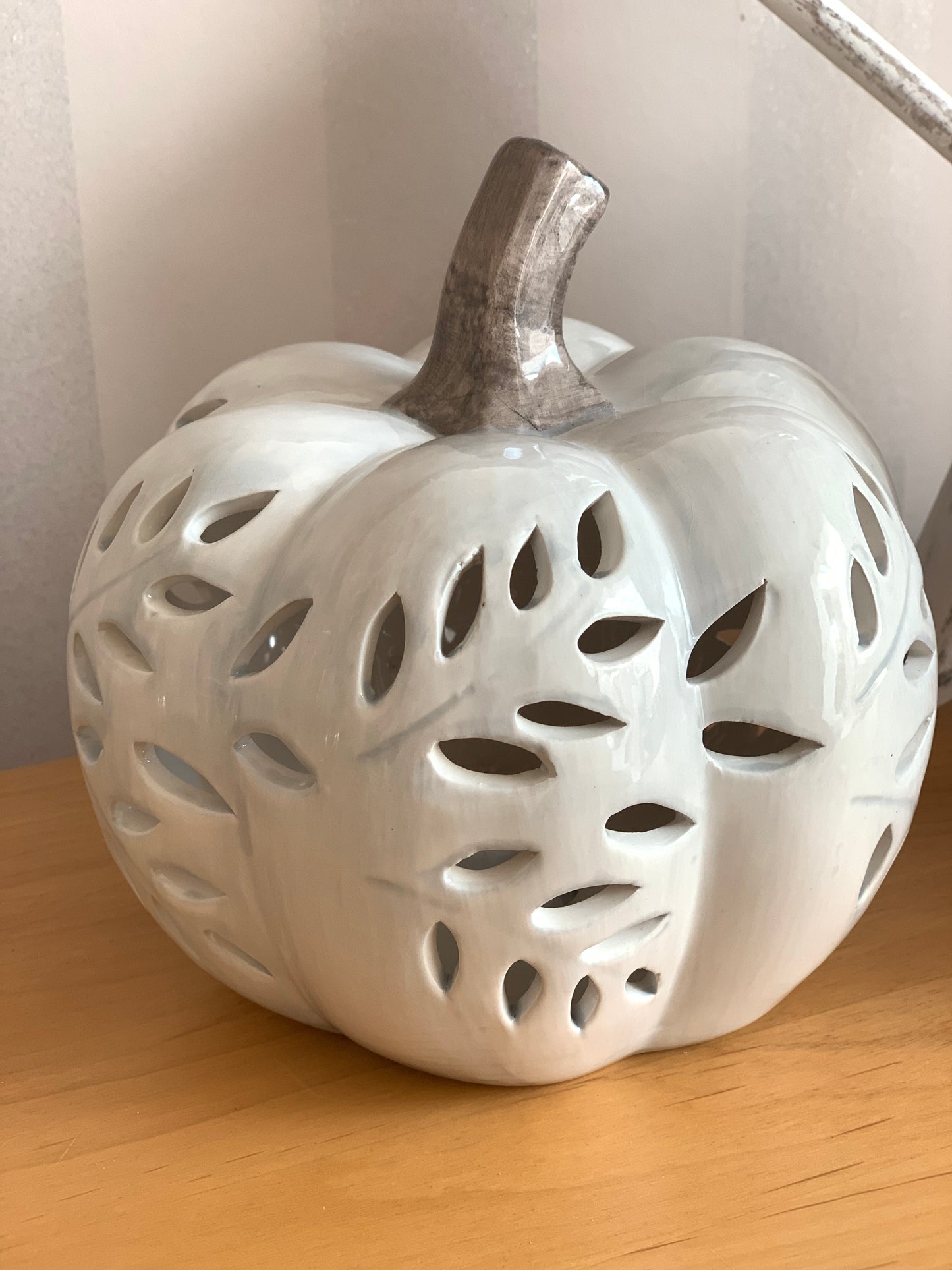 Cutout LED Grey Pumpkin