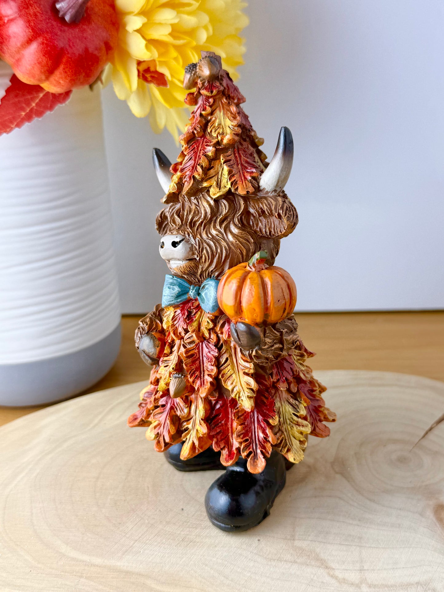 Highland Cow - Autumnal Outfits