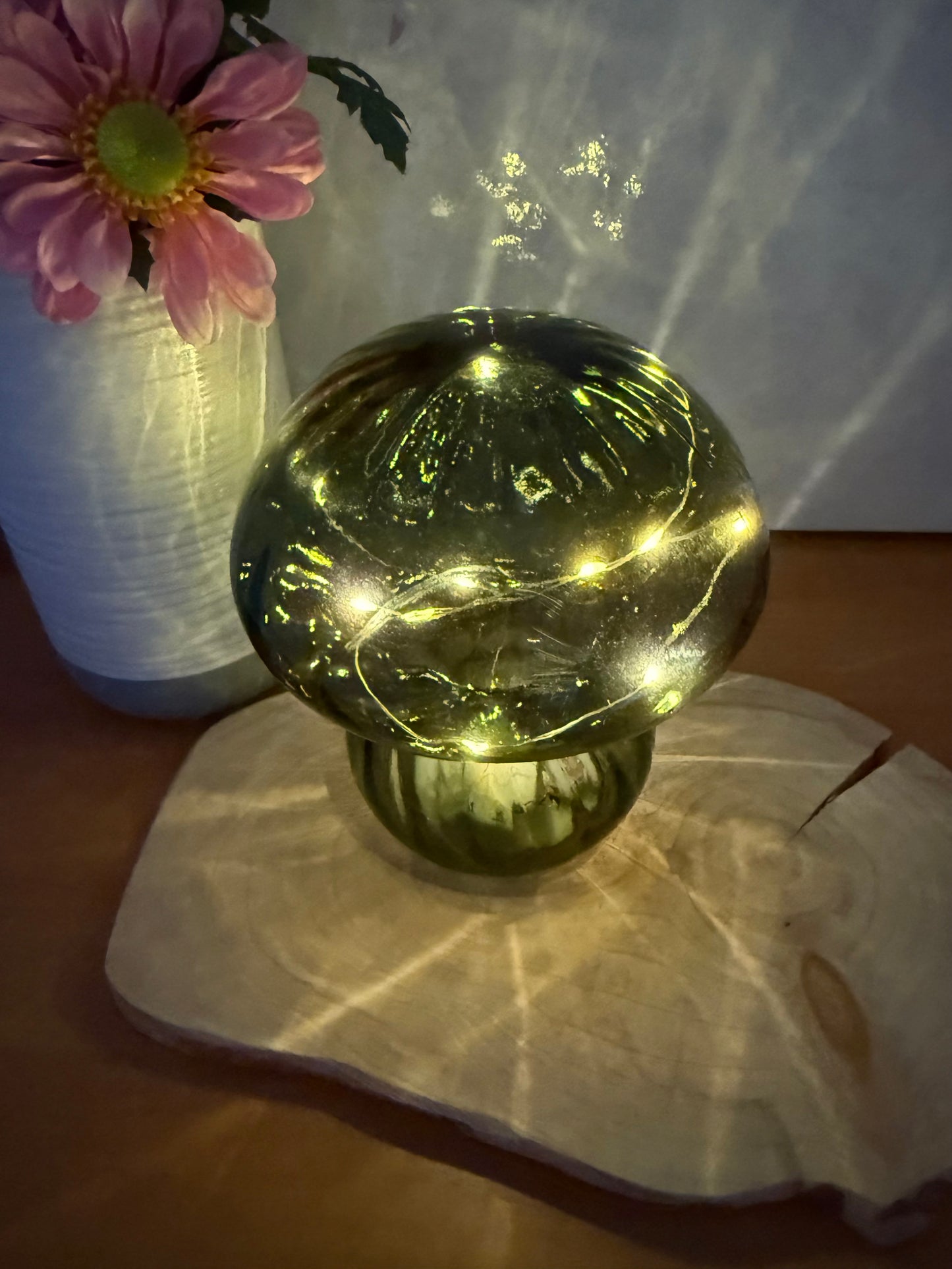 Glass Light up Mushroom - Green