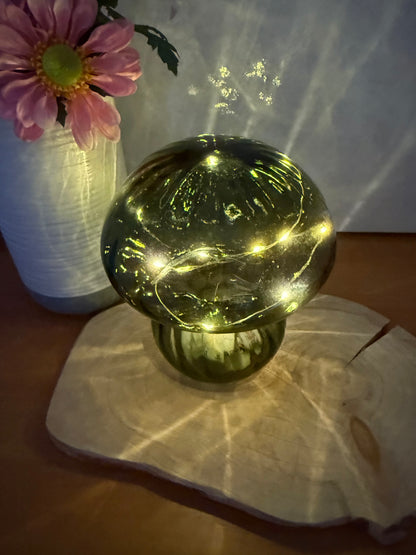 Glass Light up Mushroom - Green