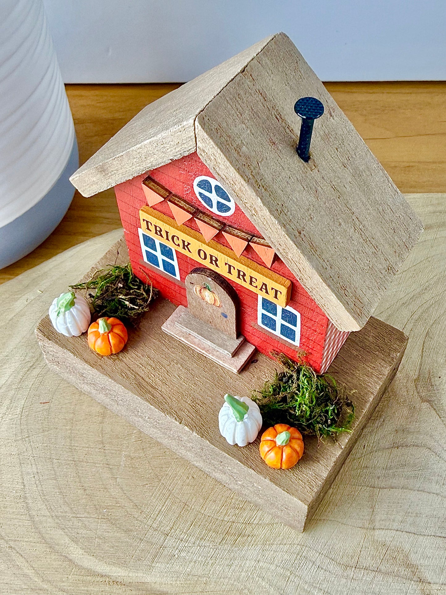Autumn Wooden House - Trick or Treat