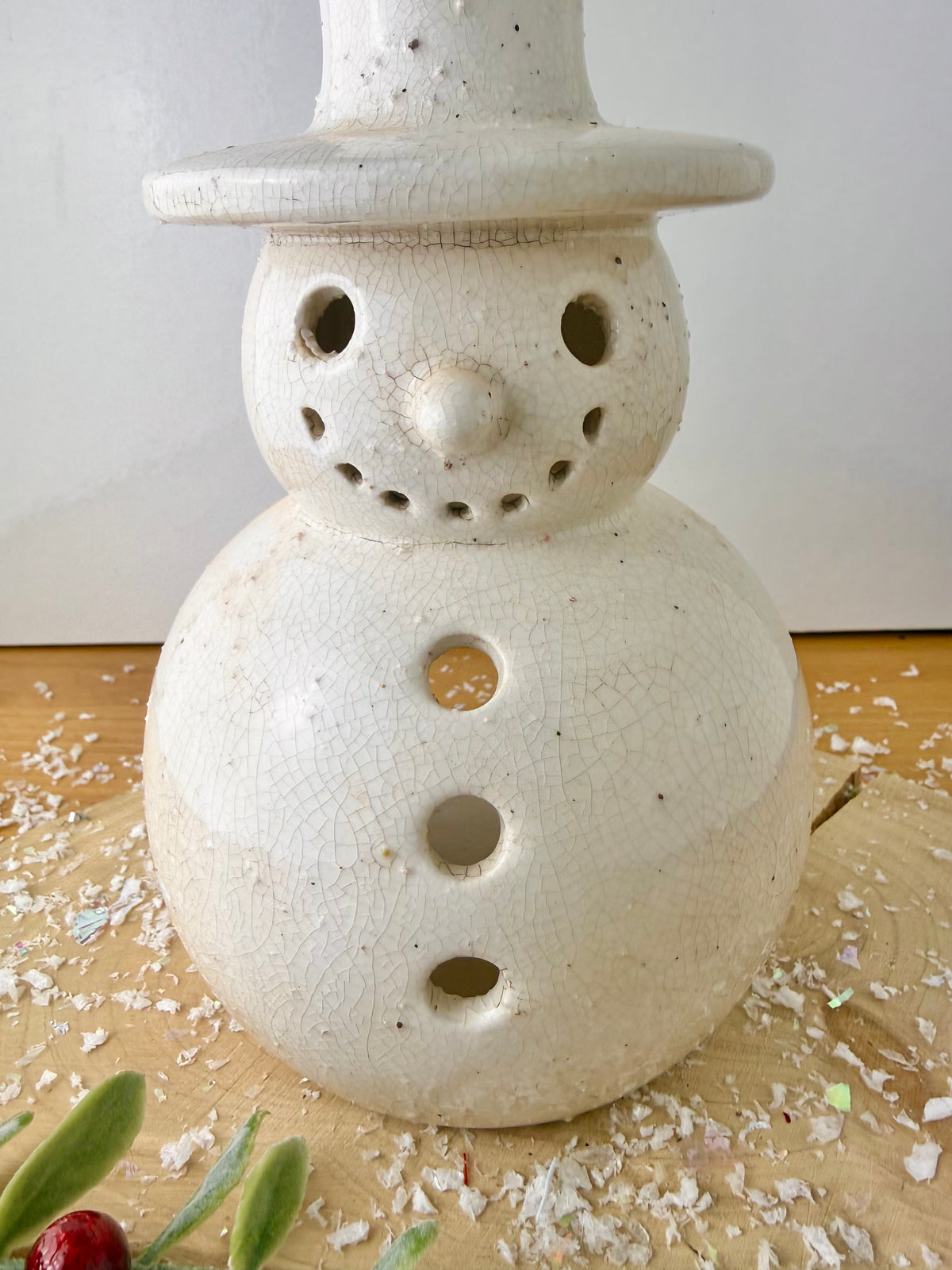 White Stoneware Snowman T-Light Holder