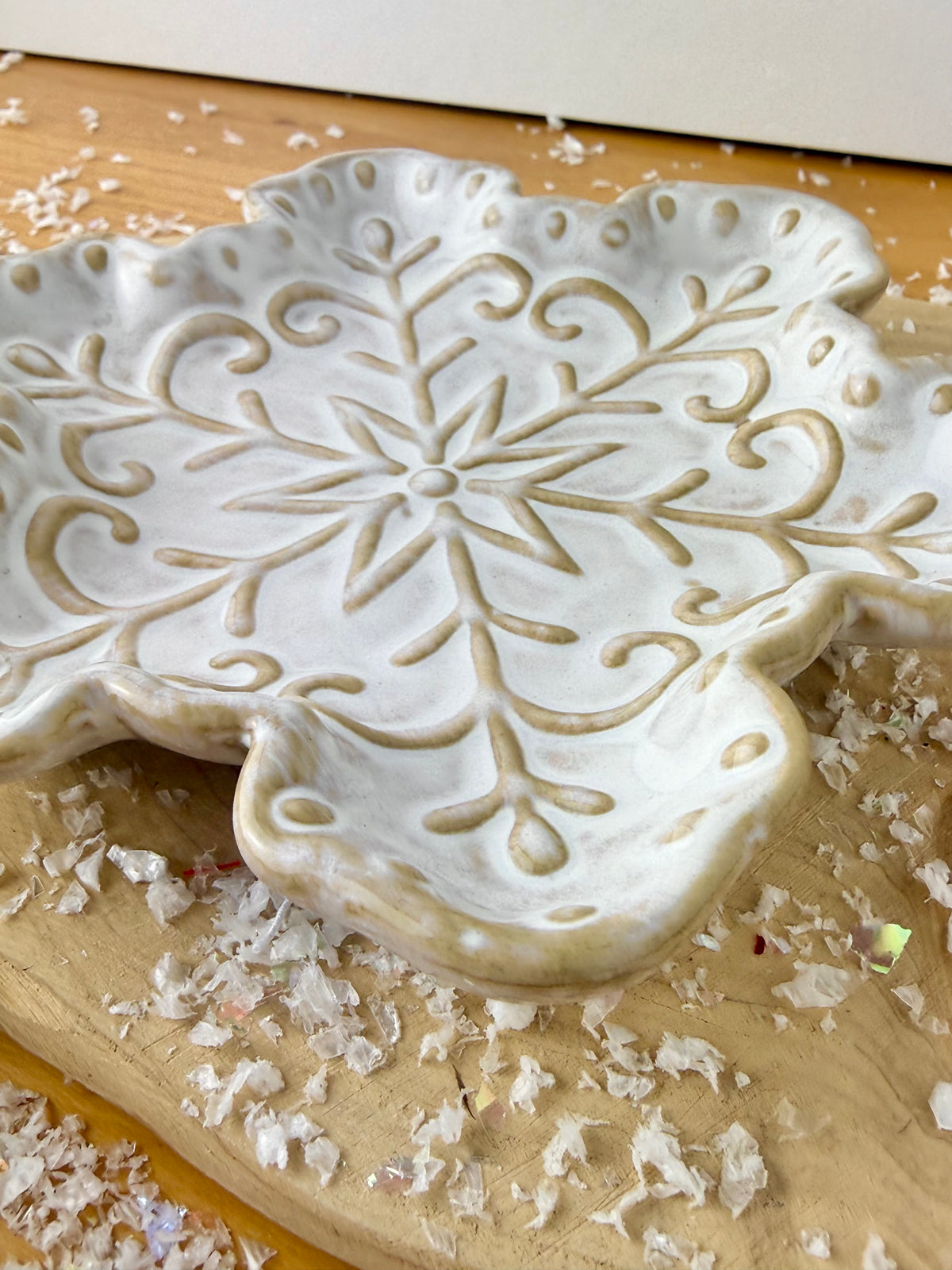 Natural Snowflake Ceramic Plate