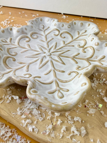 Natural Snowflake Ceramic Plate