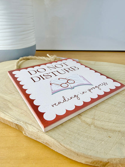 Cosy Chapters Wooden signs with book tag