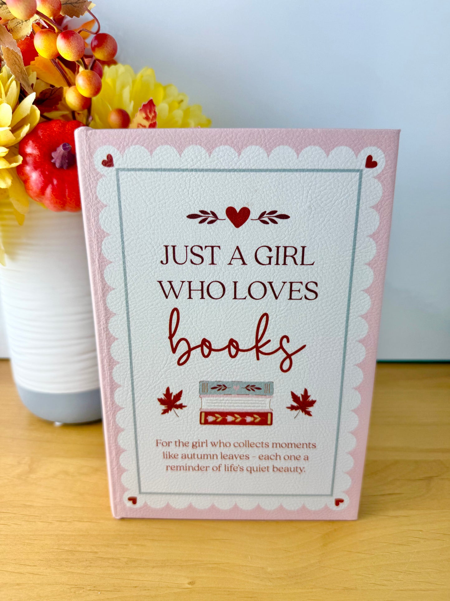 Cosy Chapter Wooden Book Box - Just a girl who loves books