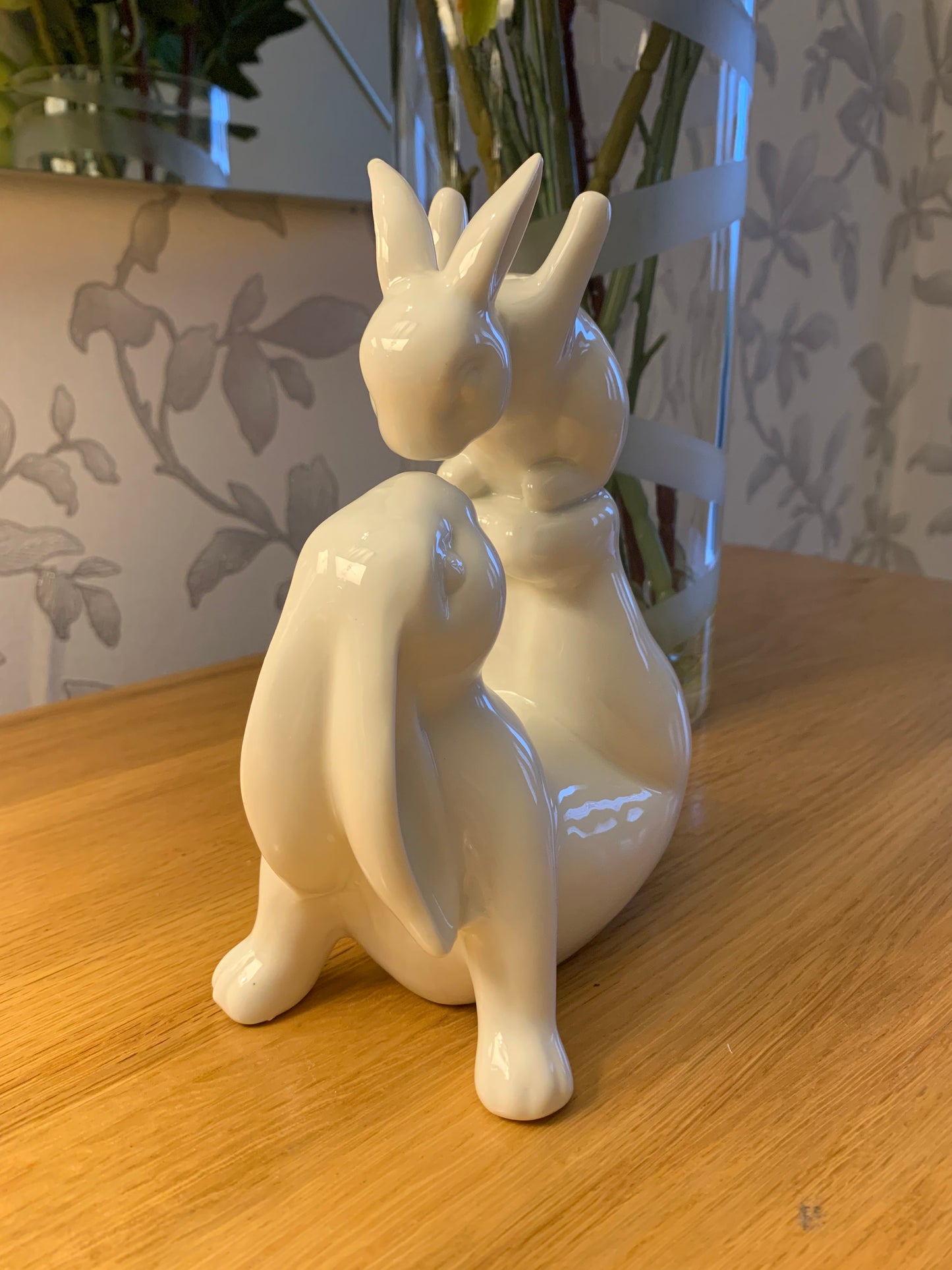 Ceramic White Kissing Rabbits