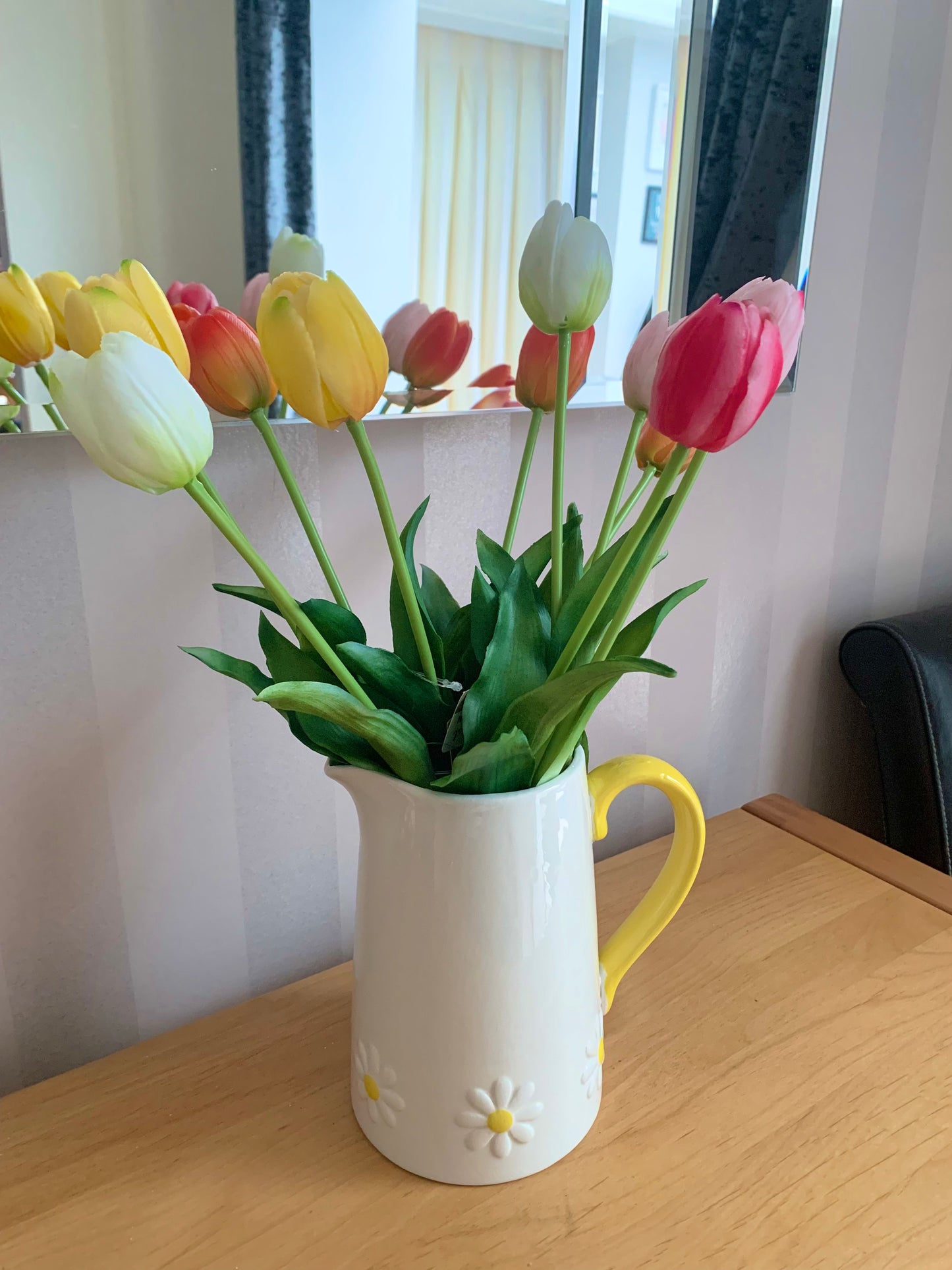 Set of 5 Artificial Tulips in assorted colours