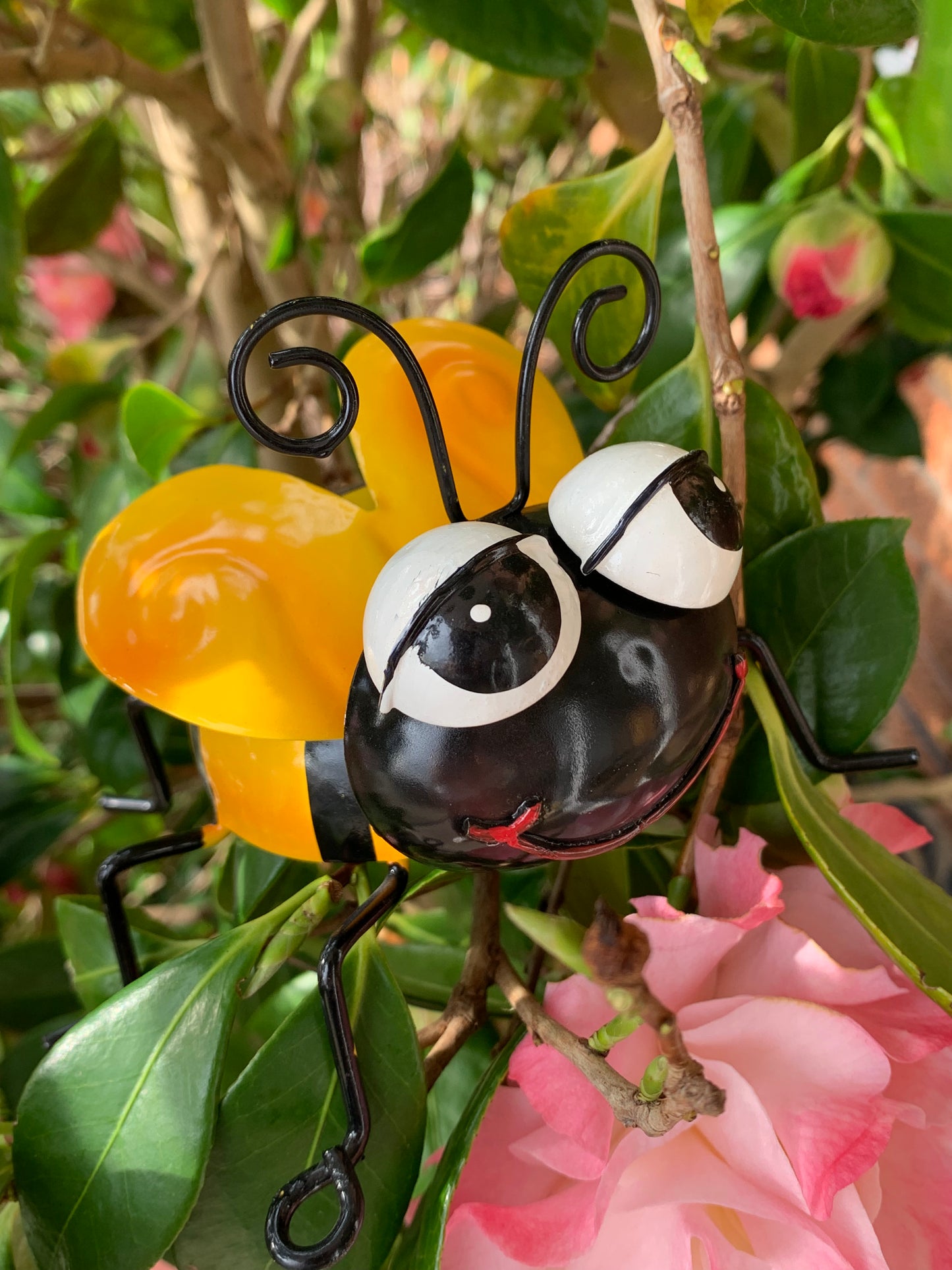 Bright Eyes Metal Bumble Bee