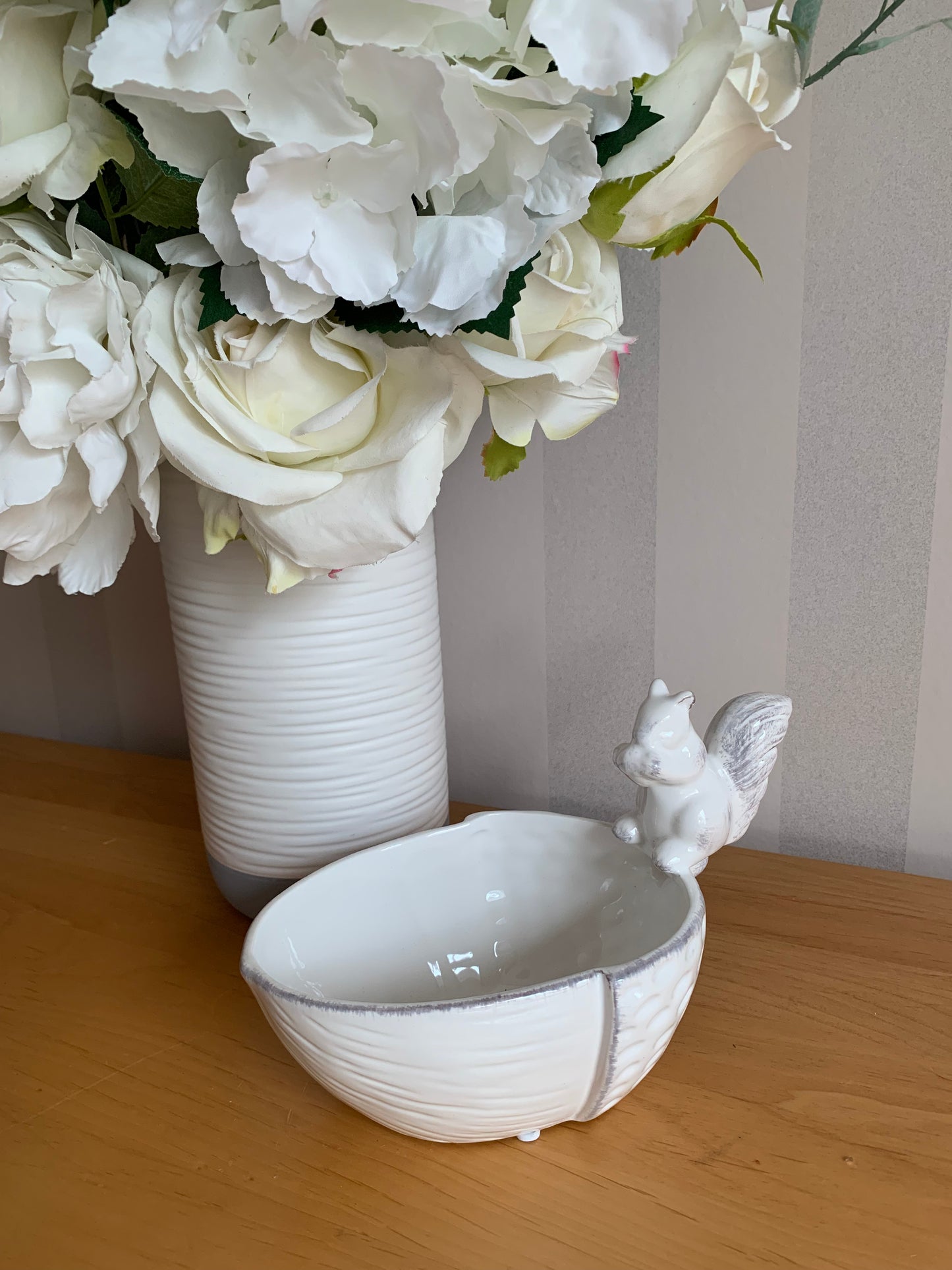 Ceramic Squirrel on Acorn Dish