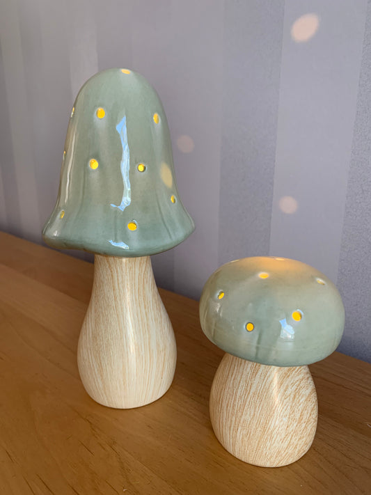 Mushroom Glow Lamp - Sage