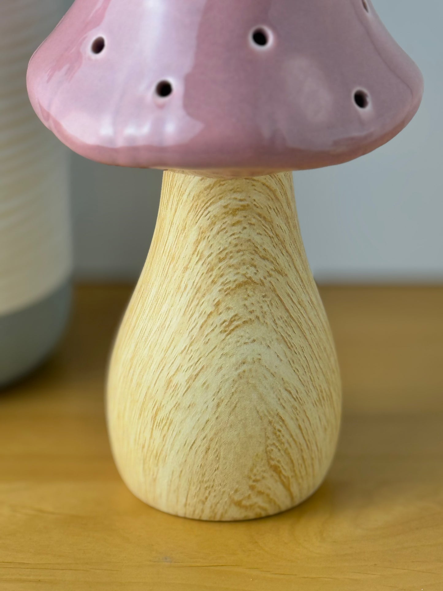 Mushroom Glow Lamp - Pink