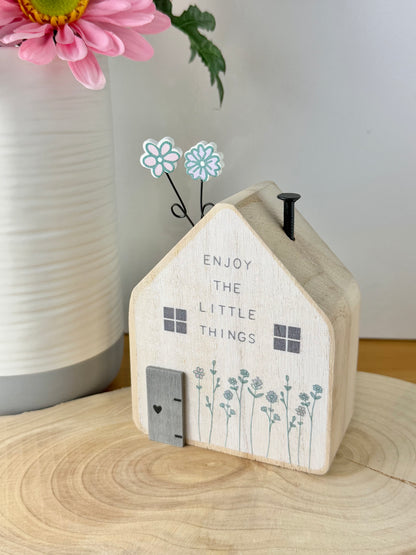 Wooden house block - Enjoy the Little Things