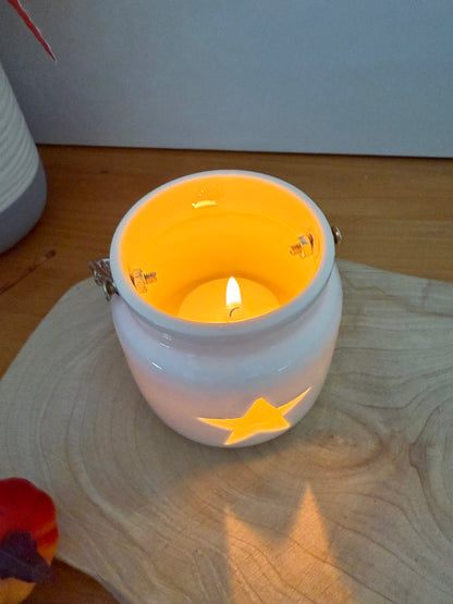 White ceramic Tealight with cutout star - 2 sizes