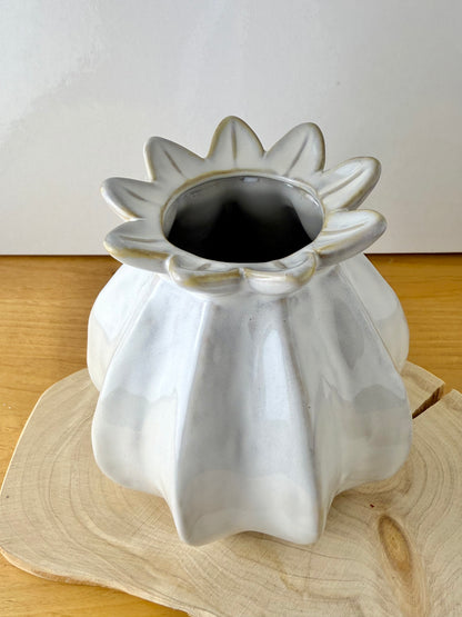 Natural Poppy Bud Vase - 2 sizes