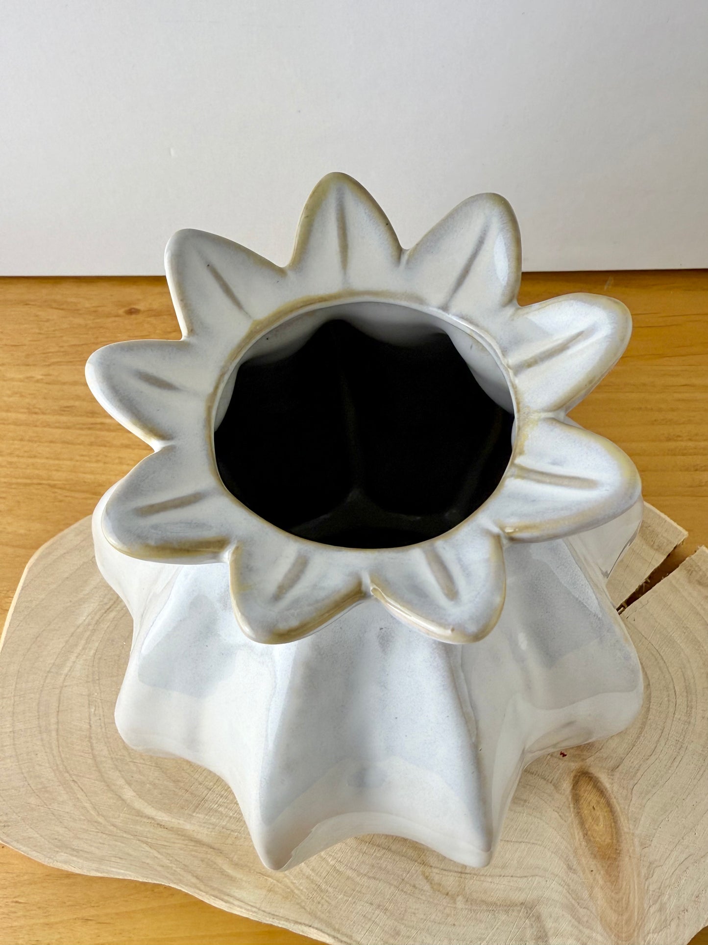 Natural Poppy Bud Vase - 2 sizes