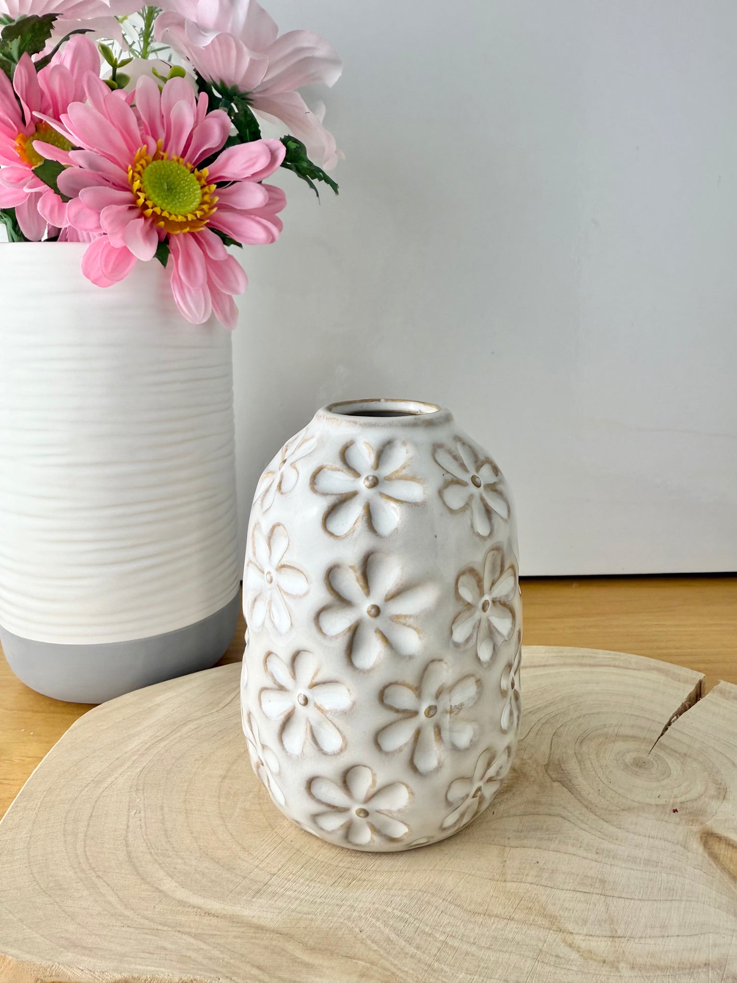 Ceramic Daisy Vase - 2 sizes