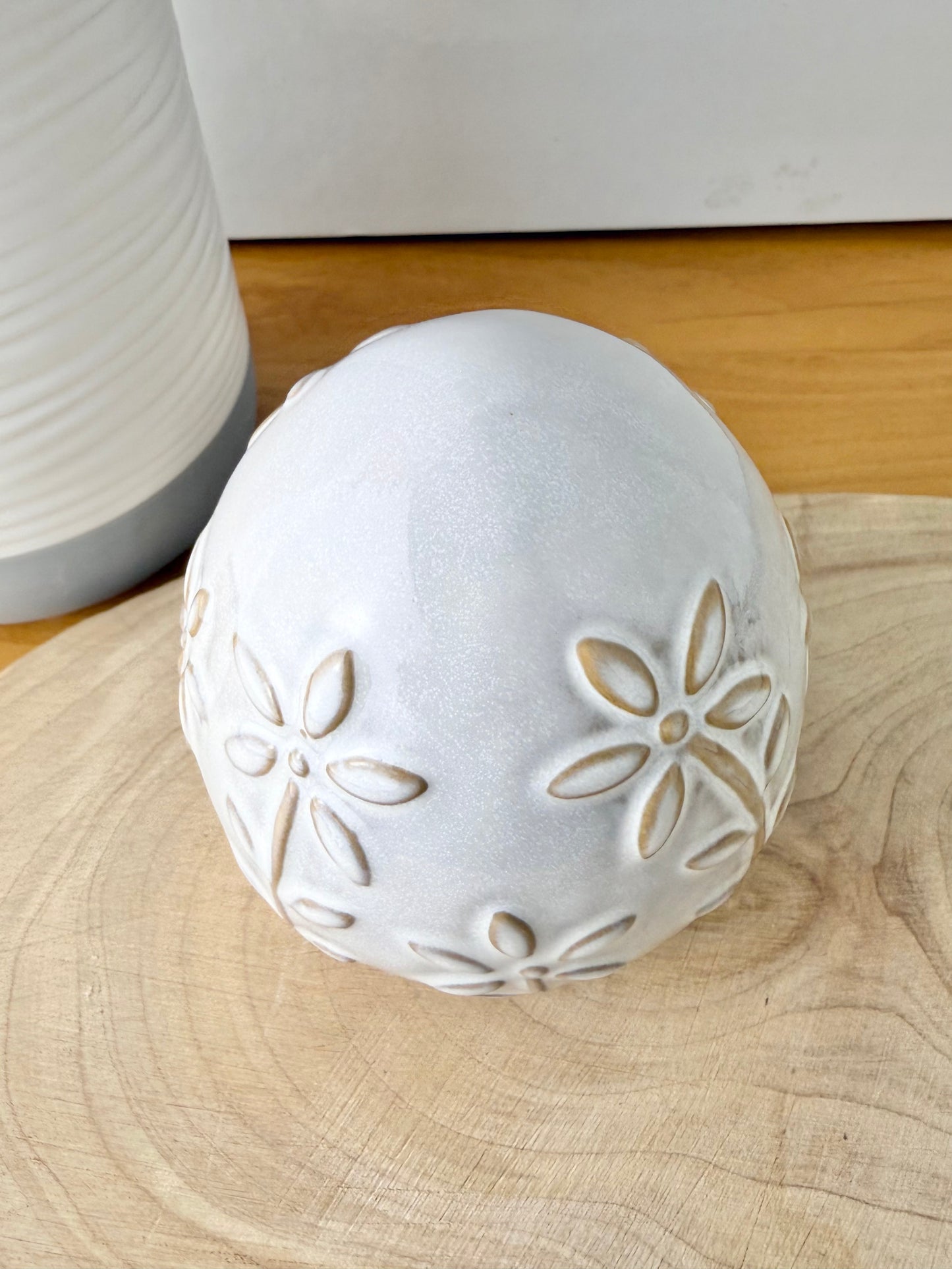 Ceramic Daisy flower egg