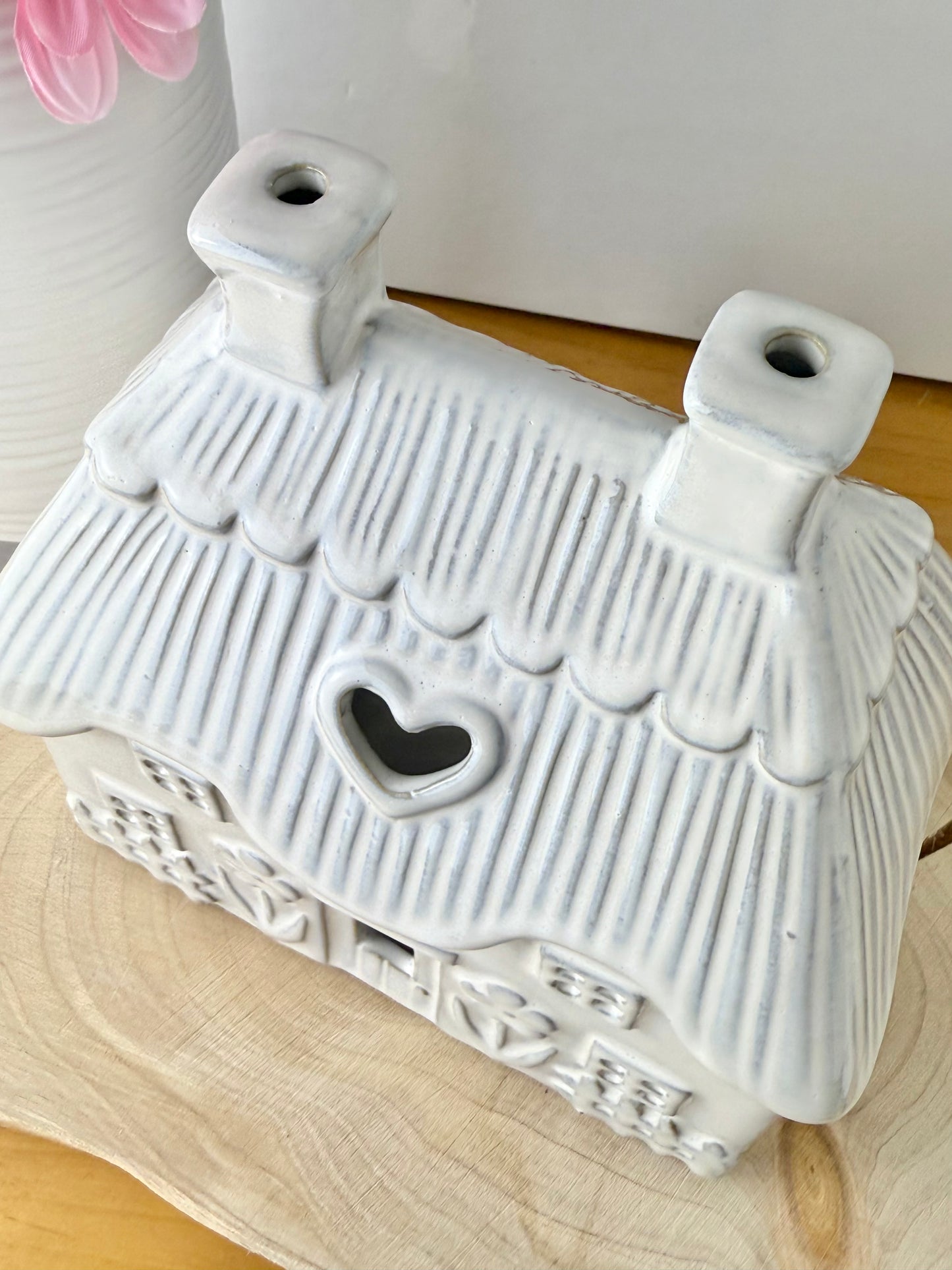 Country Flower Cottage Tea Light Holder
