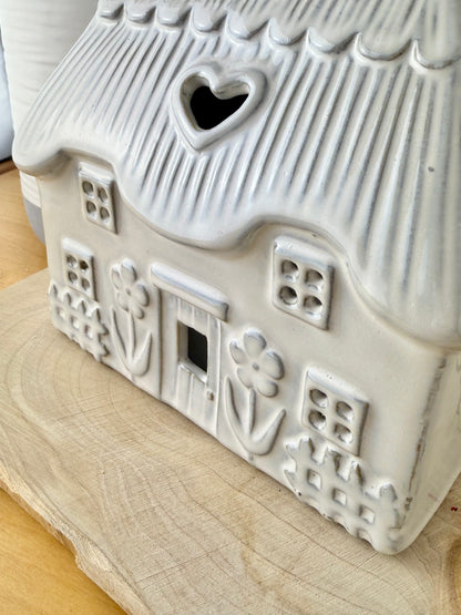 Country Flower Cottage Tea Light Holder
