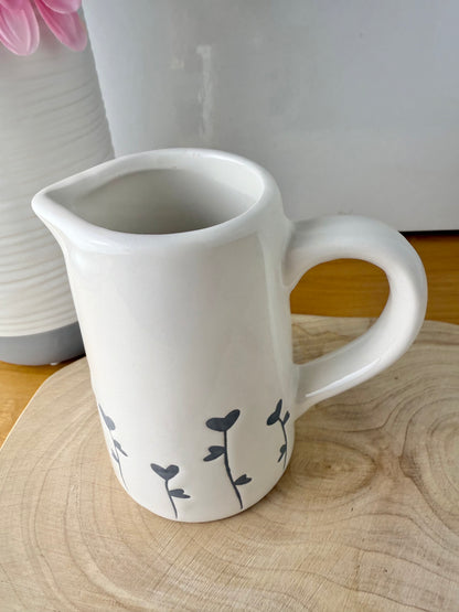 Grey Heart Flower Bud Jug