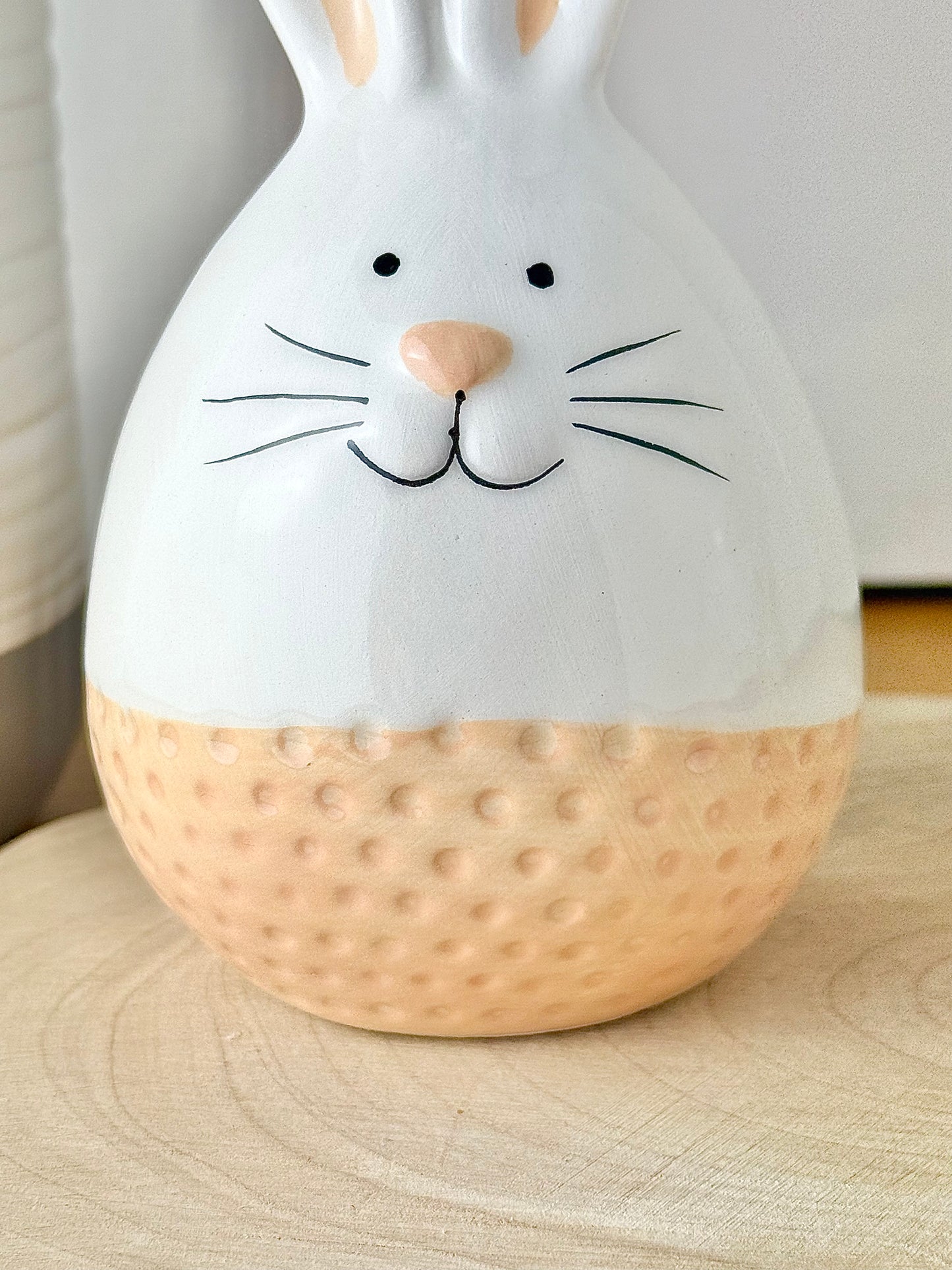 White & Beige ceramic sitting bunnys - 2 sizes