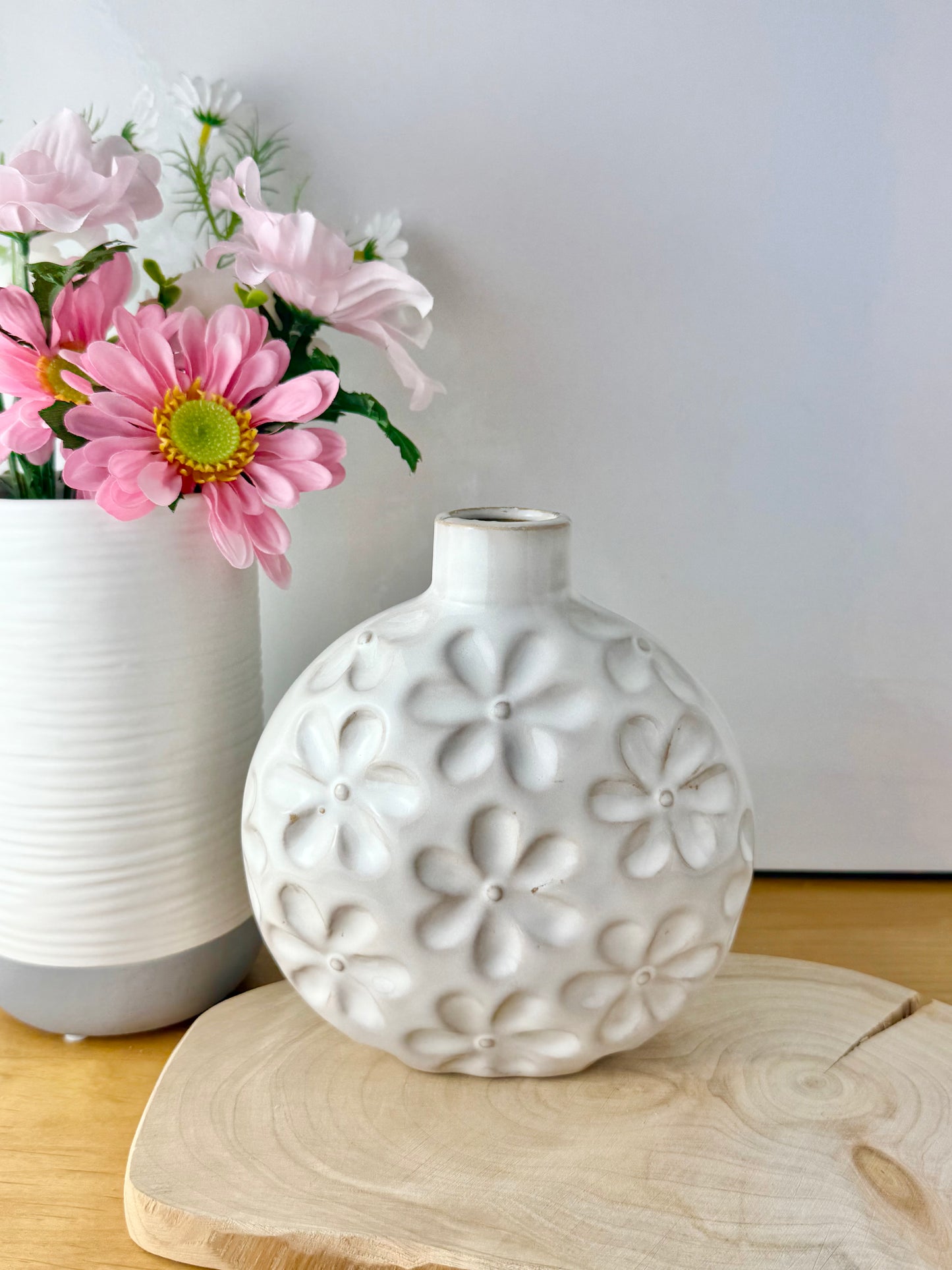 Ceramic Daisy Oval Vase