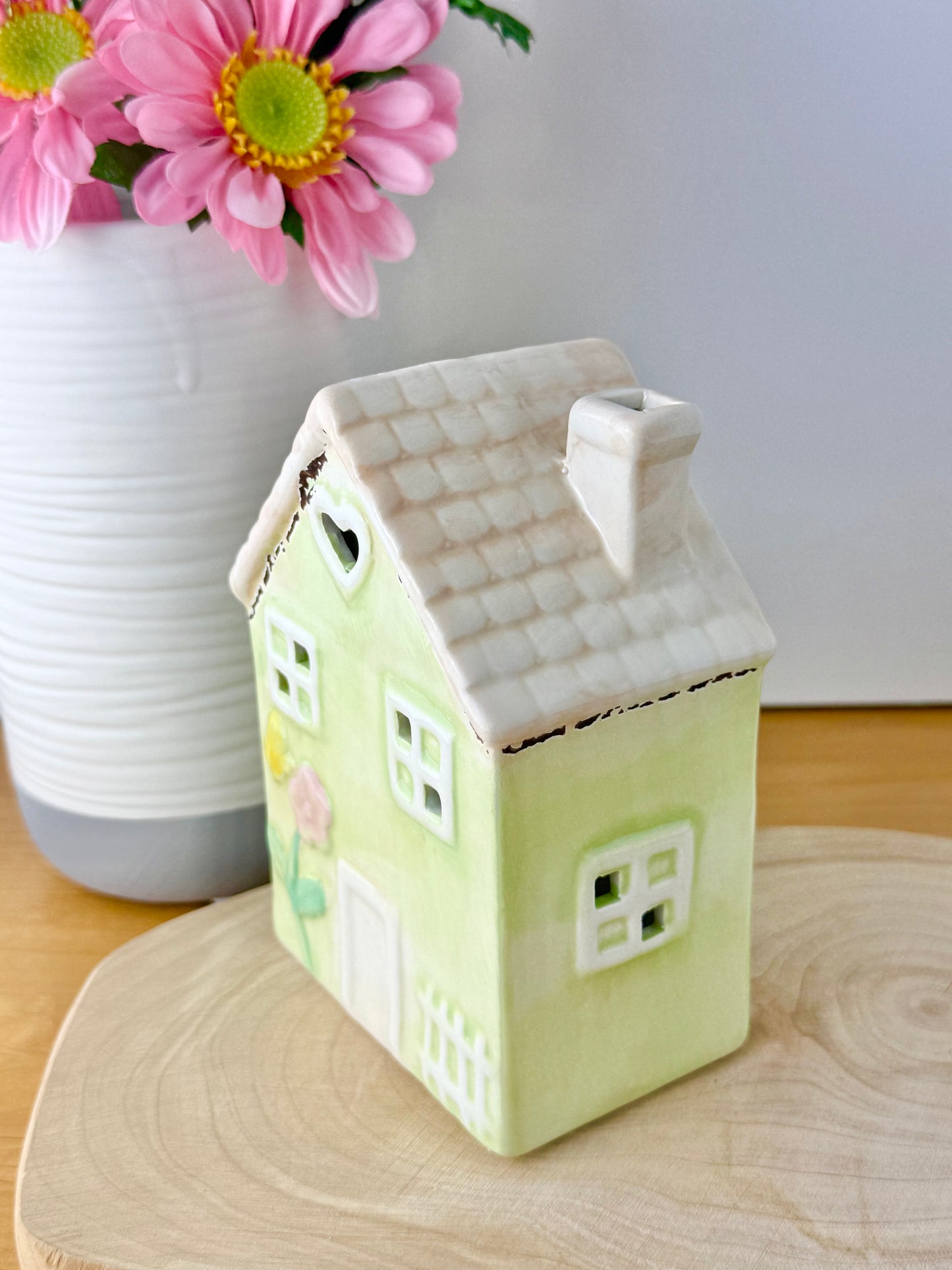 Light up pale green ceramic Flower House