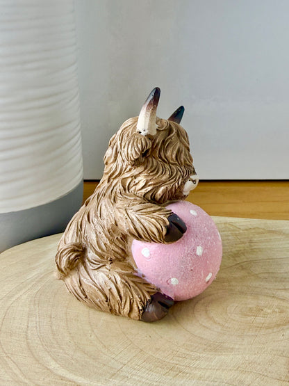 Highland Cow with pink polka dot egg