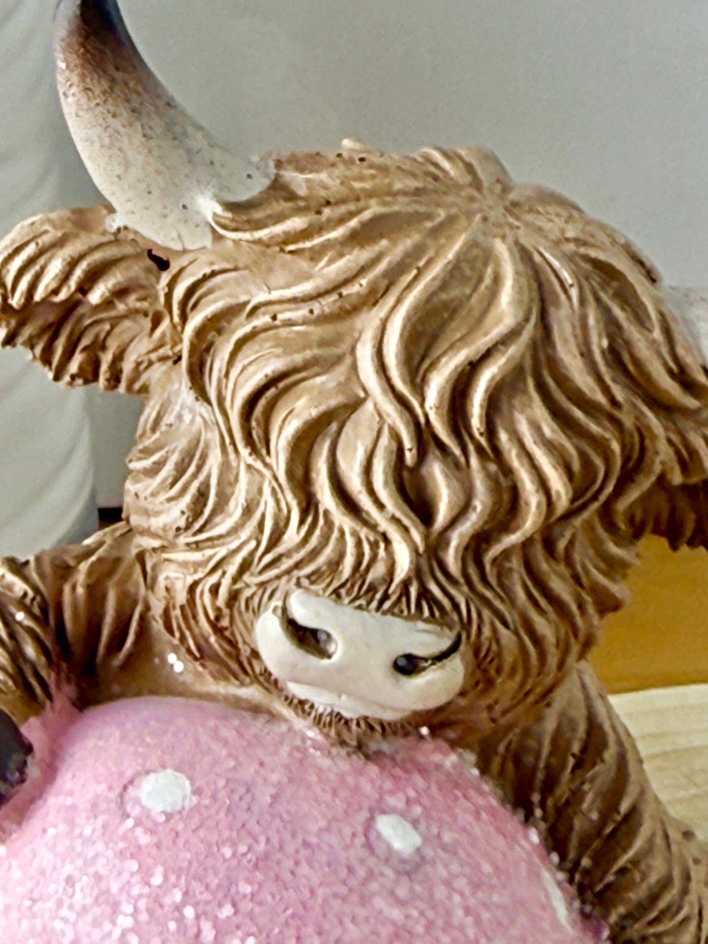 Highland Cow with pink polka dot egg