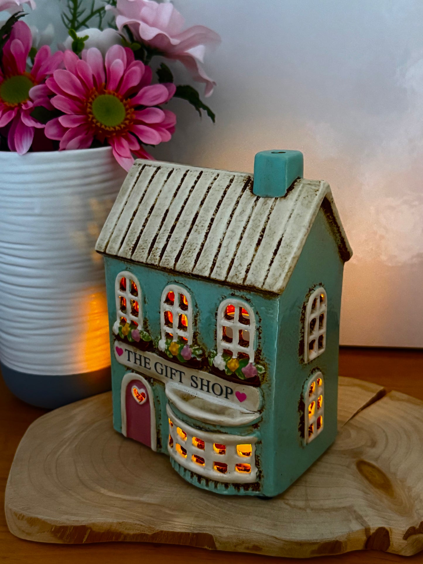 Village Pottery Gift Shop Tea Light Holder