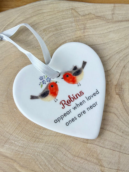 Robin hanging heart - Robins appear when loved ones are near