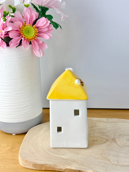 Blossom and Bloom small Light up Life is Bee-utiful house