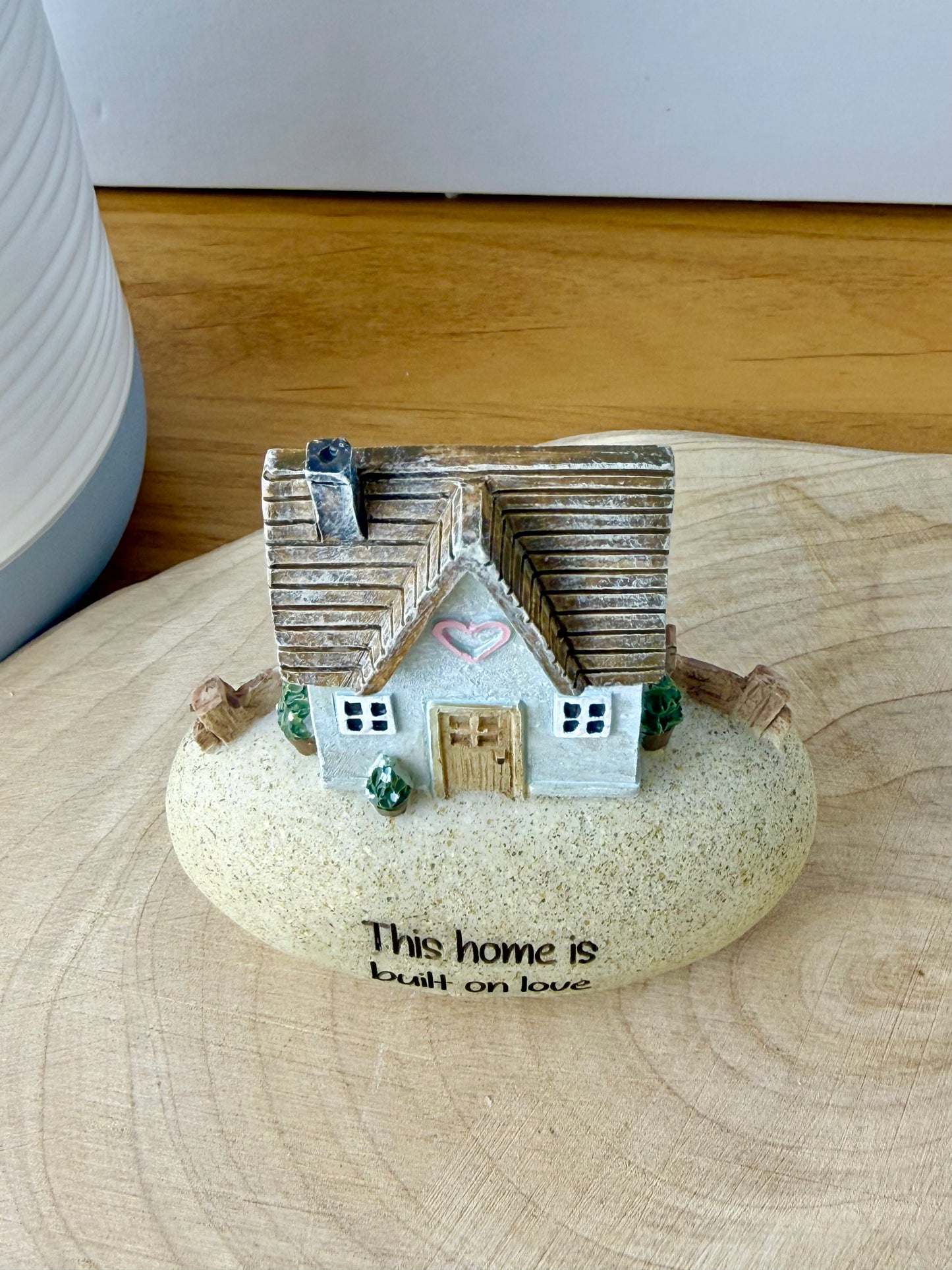 Pebble Lane Blue Cottage - This home is built on love