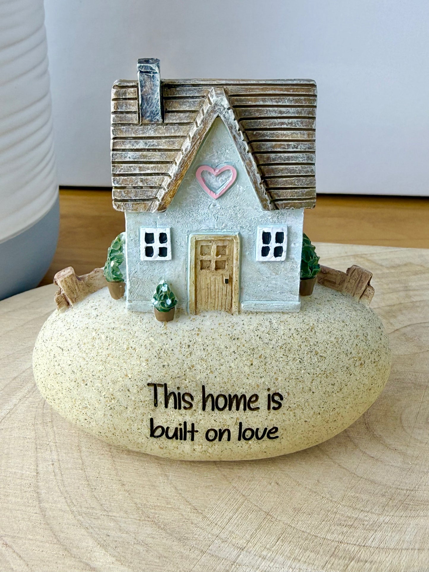 Pebble Lane Blue Cottage - This home is built on love