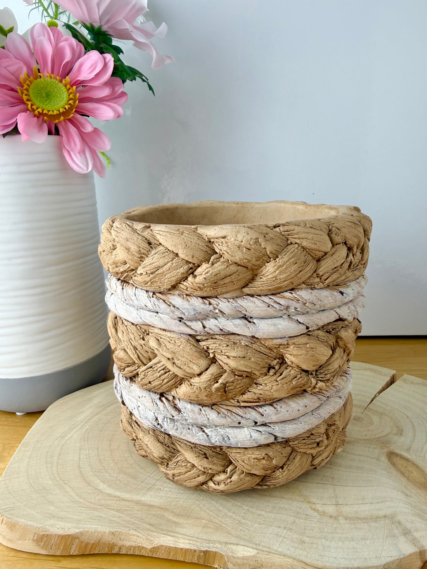 Stone Weave 2 toned Ceramic Plant pot - small