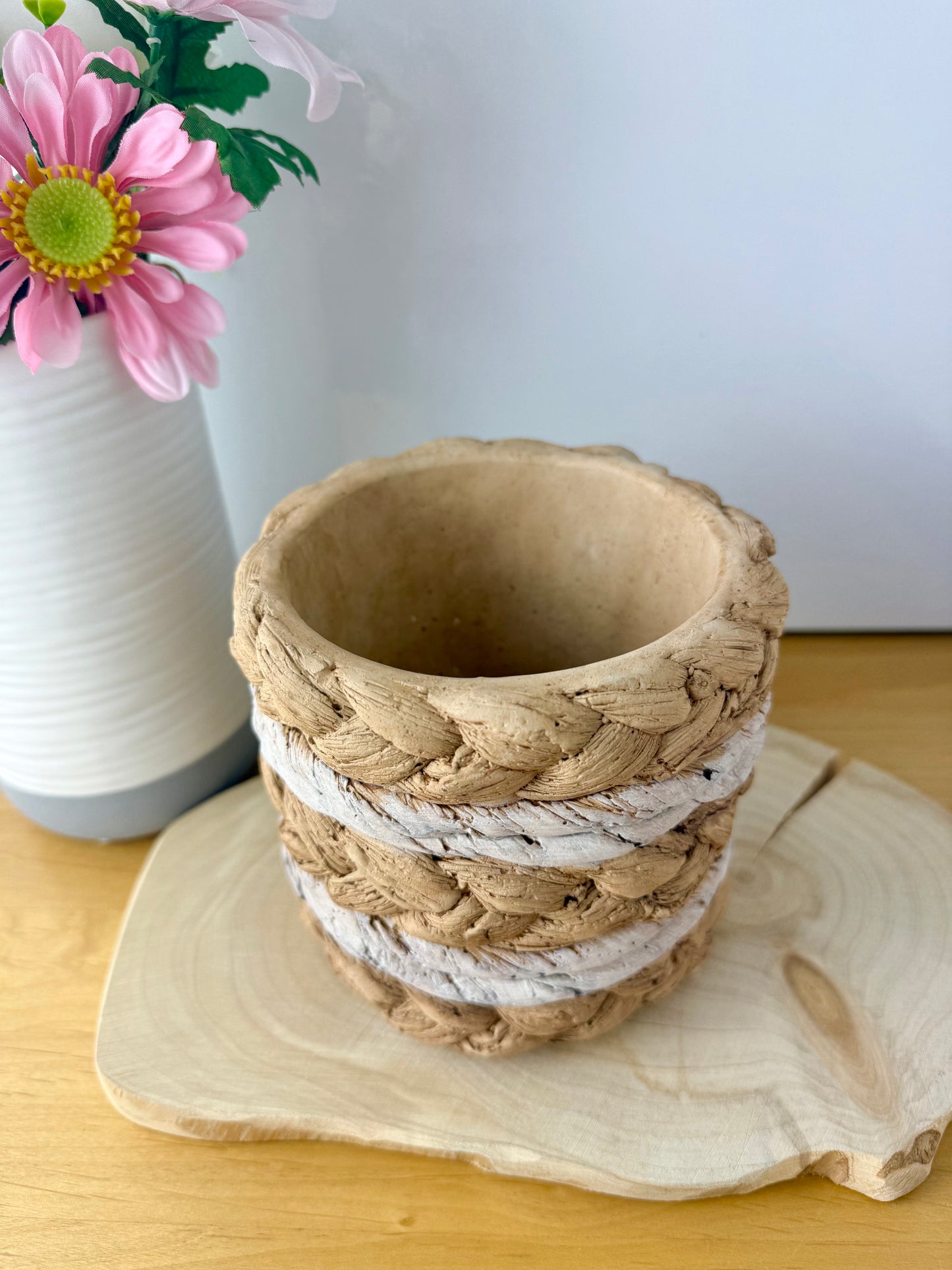 Stone Weave 2 toned Ceramic Plant pot - small