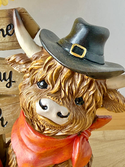 Highland Cow - Autumn Cows with signposts